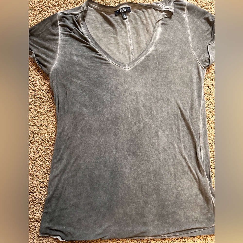 Paige Short Sleeve Tshirt Size M